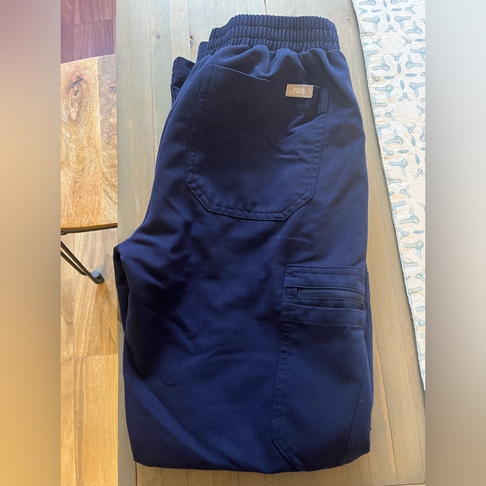XS Navy Blue Figs Scrub Bottoms
